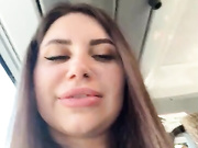 Girls-Leia в парке