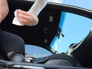 -MaybeBaby- обоссала машину