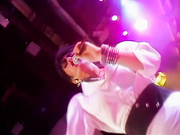 Sabrina Salerno под юбкой