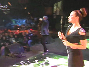 Болгарская певичка РАЙНА светит белые трусики