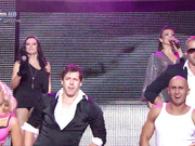 Болгарская певичка РАЙНА светит белые трусики