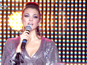 Болгарская певичка РАЙНА светит белые трусики