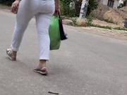 Сочная большая жопа русской мамочки