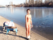 Инна плавает