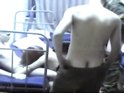 Солдаты ебут толпой проститутку Риту в дежурке