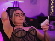 D_i_aM_рвет колготки в кресле