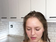 Lunaaaura в душе попка сиськи