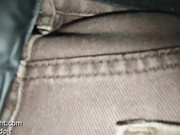 Прккрасная большая жопа девушки в джинсах доставида много удовольствия моему хую в автобксе