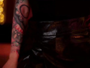 D_i_aM апскирт в колготках со стрелкой