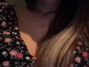 OrgazMia дрочит в туалете