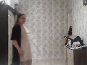 Голая девица