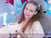 VikkiExtraCheese ДР