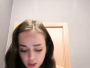 -Sasha-Orlova-дрочка в туалете-3