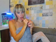 Vanilla_sexy сосет дилдо и дрочит мужу