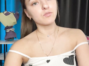 -SweetKate- раздевается на балконе садится на лицо