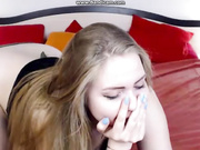 littlexxxemily 2017-07 елдак в писе