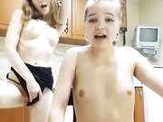 подружки