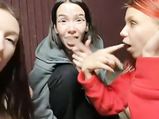веселые девки
