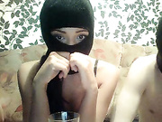 Парочка в масках