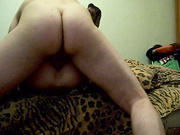 Молоденькая анальщица