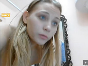 BantikBoy7 сосёт швабру