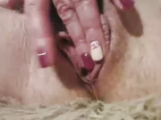 показала пиздень.