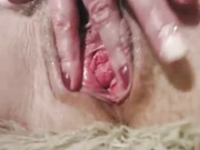 показала пиздень.