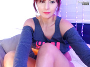 Meegan в футболке