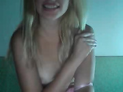 Beautygirl мастурбирует