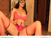 Subdueme одела маску